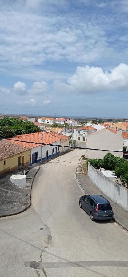 Alojamento Dona Ines De Castro Atouguia Da Baleia Exterior photo